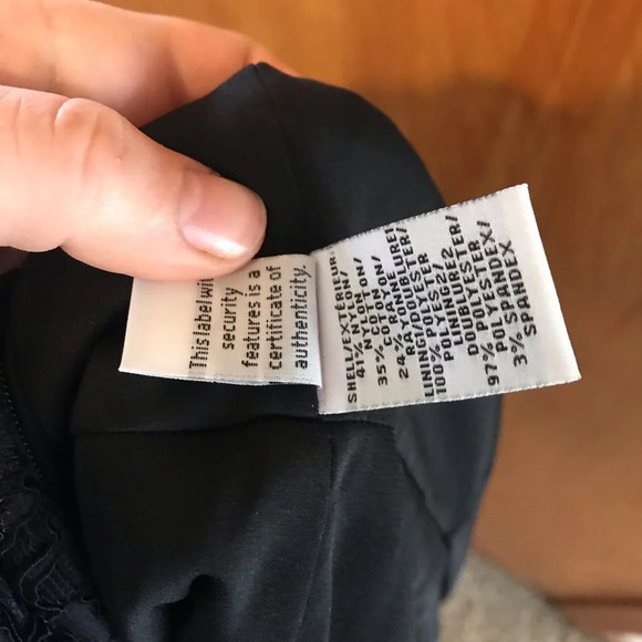 NWOT$398 Diane von Furstenberg DWF Ainsley Floral Lace Black Sheath Dress 4 - Picture 8 of 8